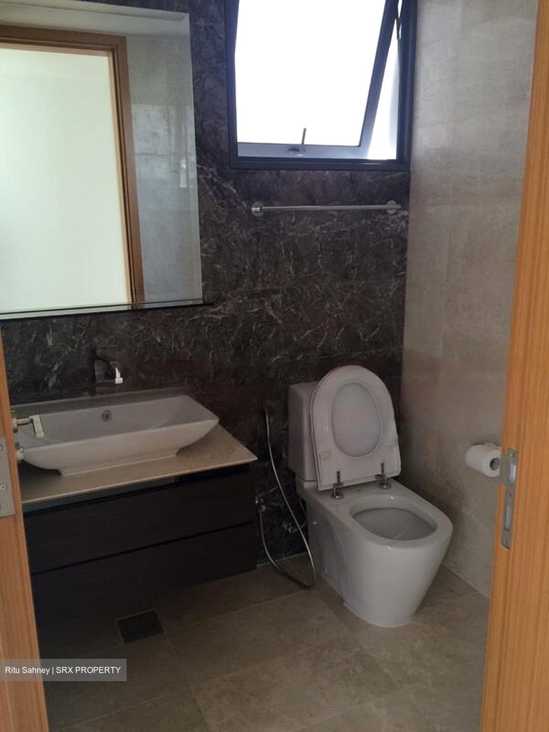 Waterfront Key (D16), Condominium #456847221